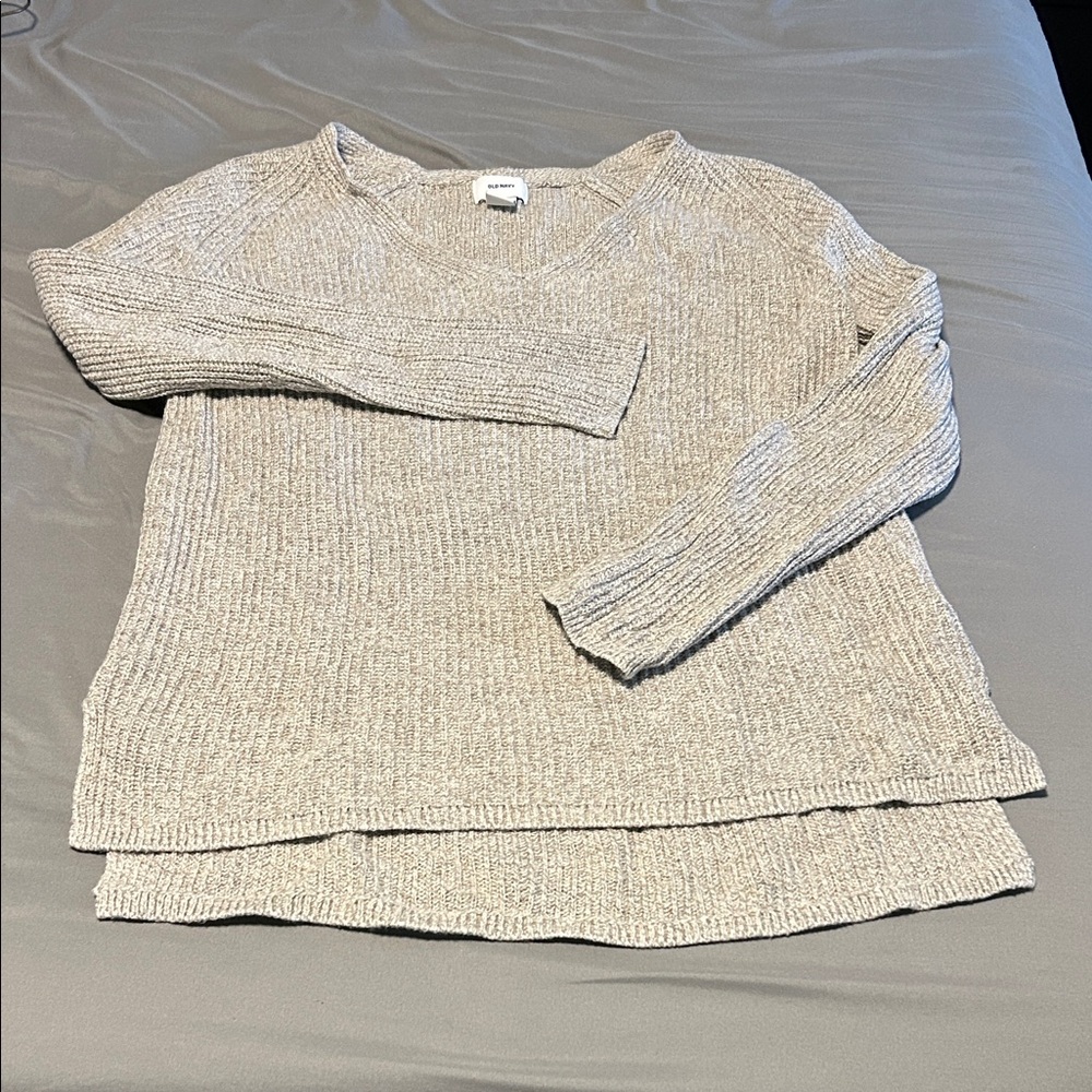 Old Navy Cream V-Neck Sweater Chunky Knit